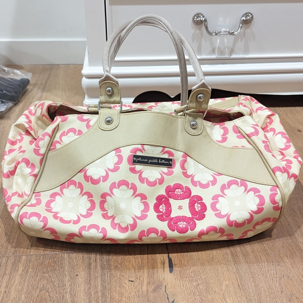 🌸PETUNIA PICKLE BOTTOM - LARGE TRAVEL DUFFEL BAG!! 🌸